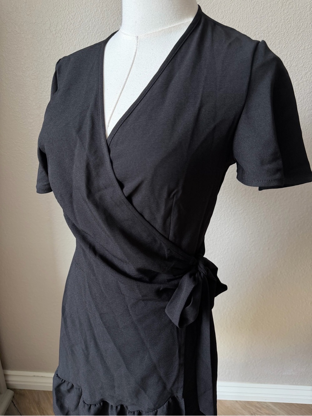 NWT Black Wrap Mini Dress with Flutter Sleeves and Tie Waist, Small - Picture 4 of 9